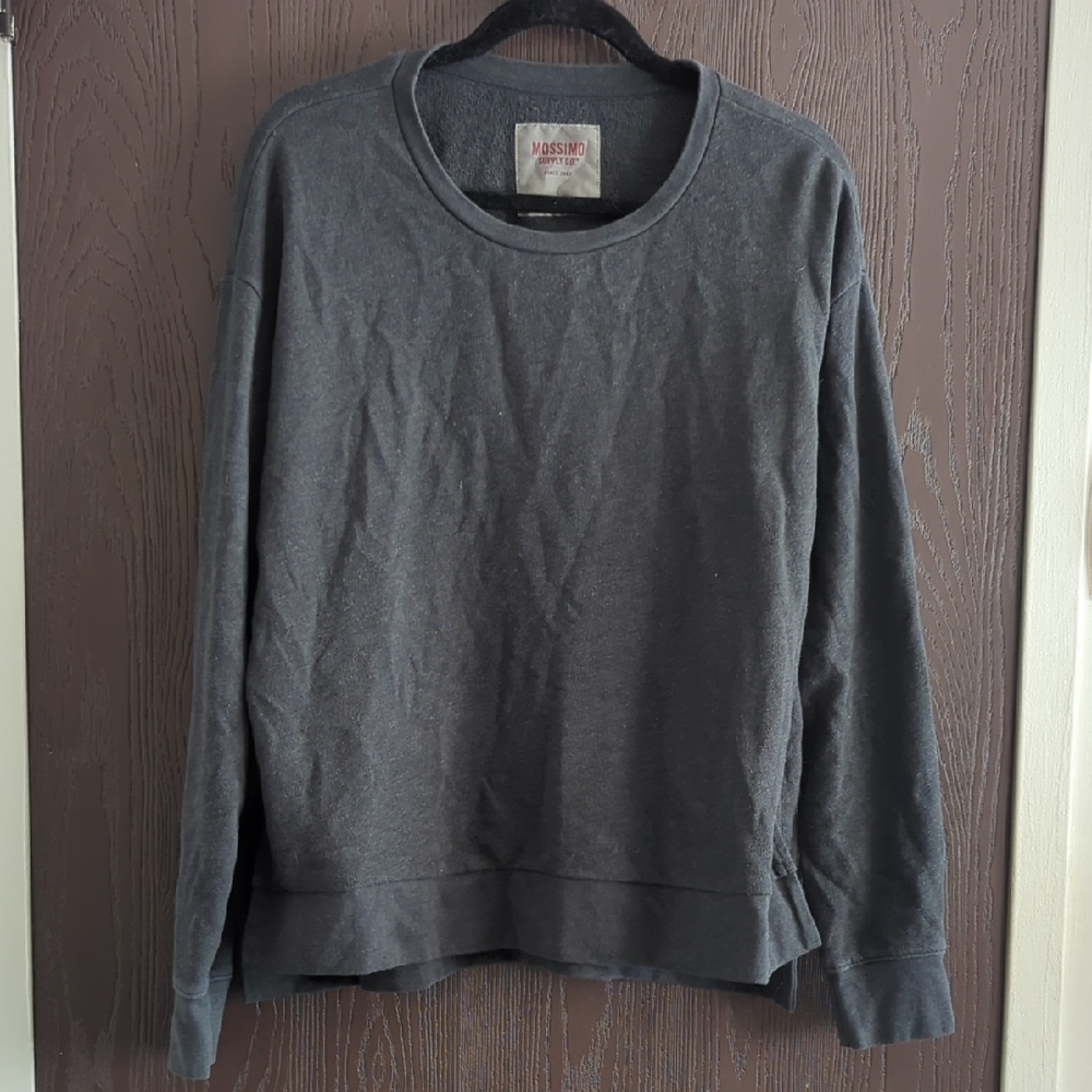 Mossimo Supply Co. Gray Crewneck Sweater